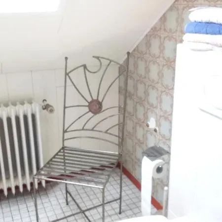 Διαμέρισμα With 2 Bedrooms In Dahlem With Furnished Garden And Wifi 5 Km From The Slopes *