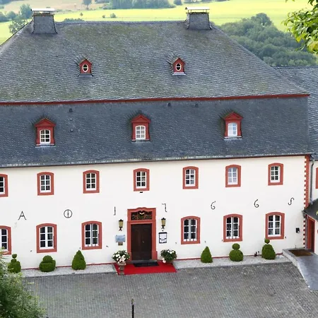 With 2 Bedrooms In Dahlem With Furnished Garden And Wifi 5 Km From The Slopes * Dahlem (Euskirchen)