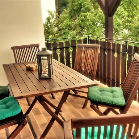 Διαμέρισμα With 2 Bedrooms In Dahlem With Furnished Garden And Wifi 5 Km From The Slopes